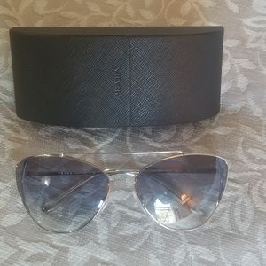 Prada Sunglasses 65VS Size 68